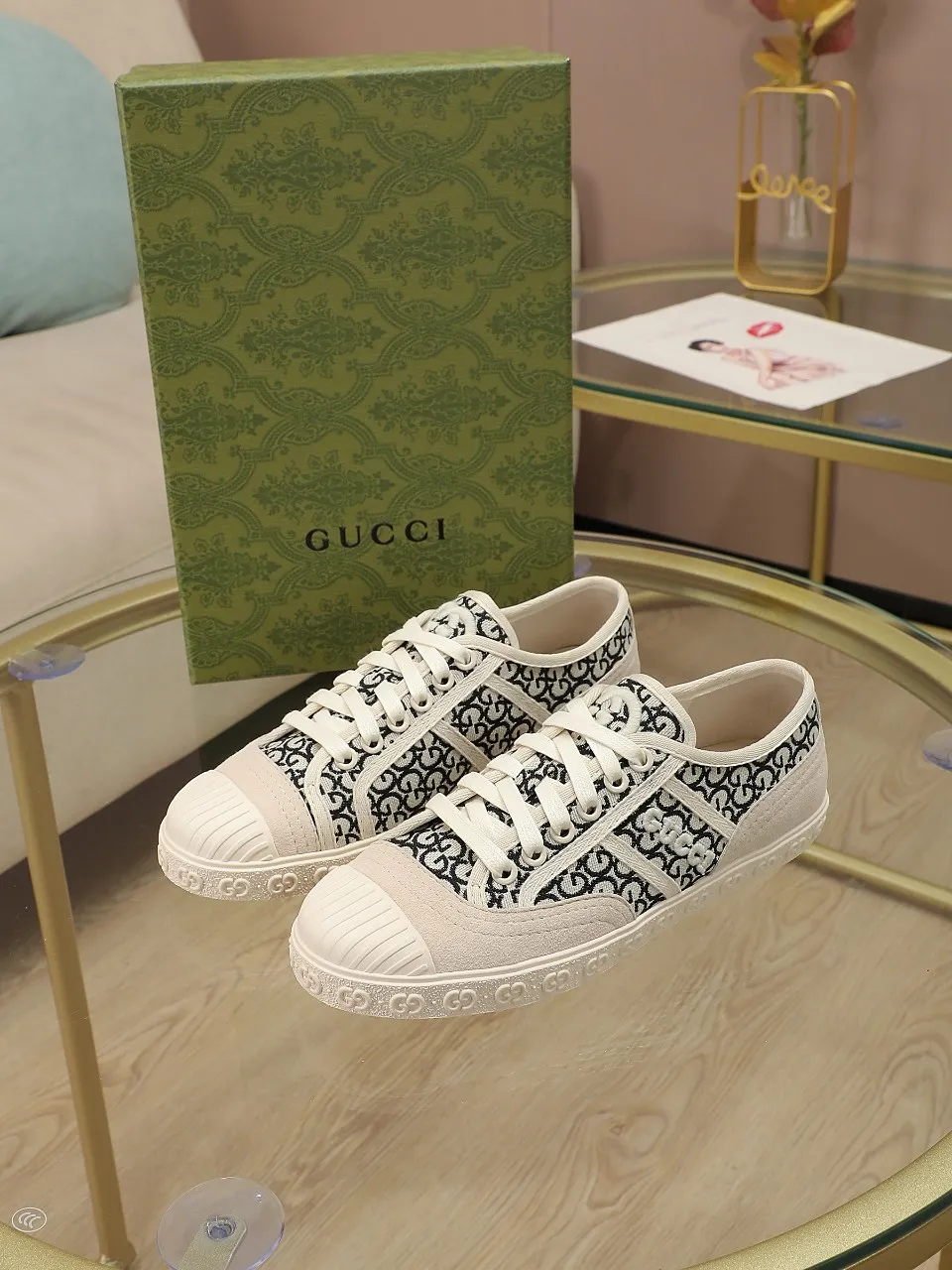 👟👟Ex-factory price 420👟👟 GUCCI~24 The latest double G embroidered low-cut lace-up fashion sneakers, originally developed, the fabric is exclusive double G fabric, the upper is perfectly matched with special craftsmanship, the lining is sheepskin, rubber outsole, size 35 to 40